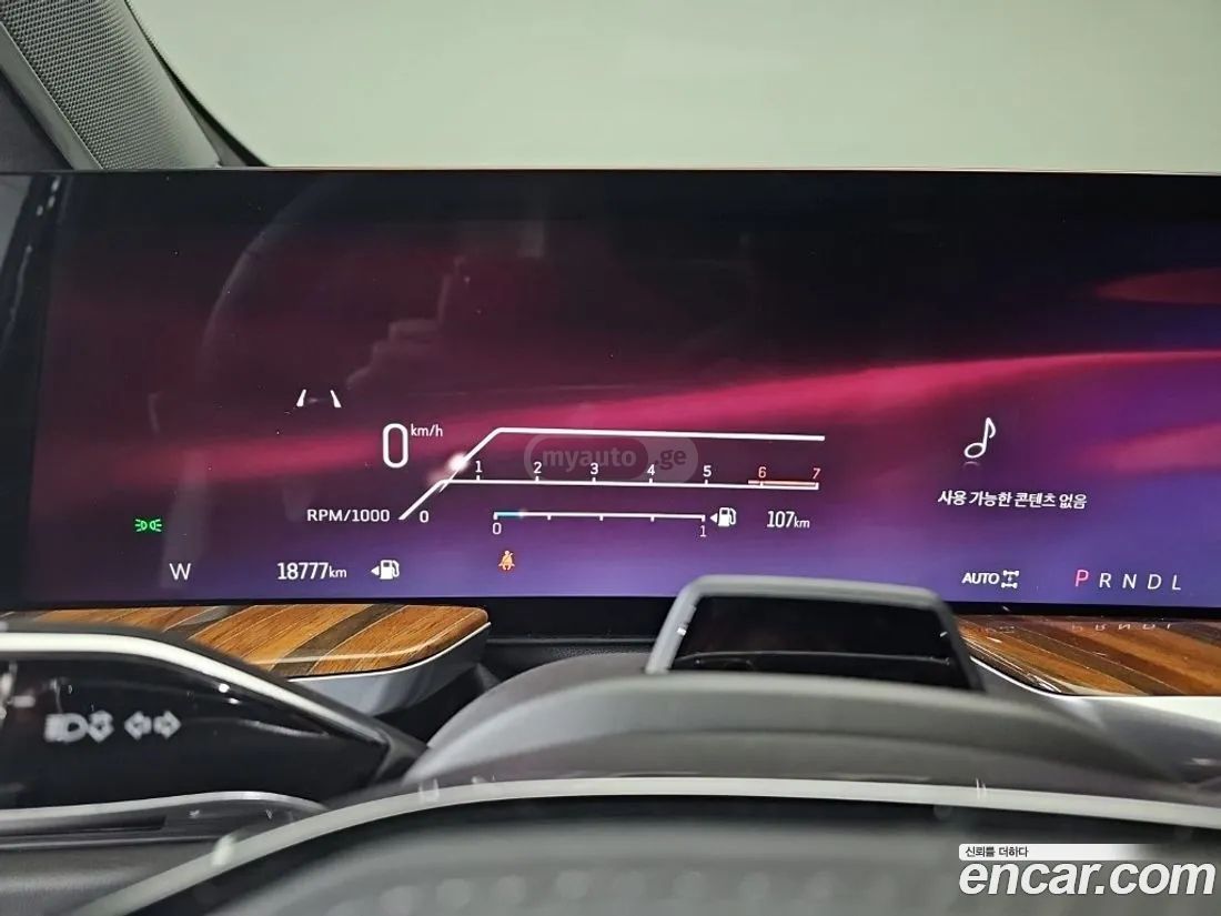 Cadillac Escalade 2025 — миниатюра 8