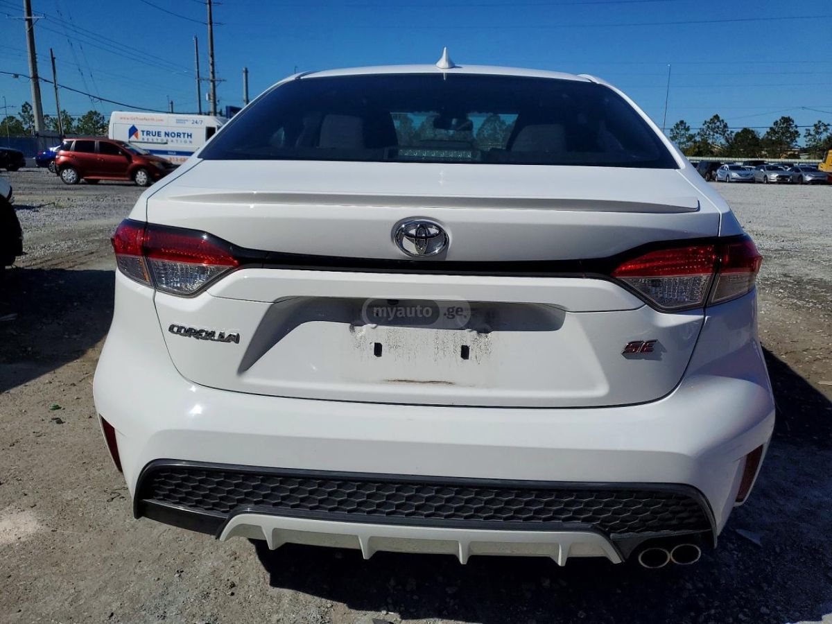 Toyota SE 4dr Sedan CVT — миниатюра 6