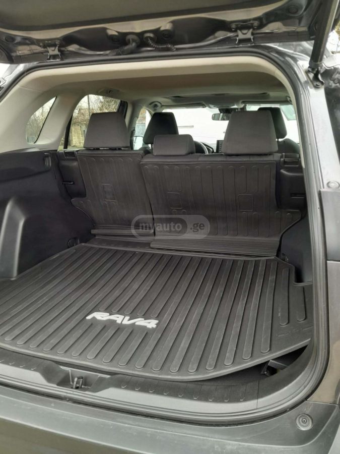 Toyota RAV 4 - фото 13
