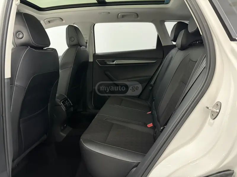 Skoda Karoq 2021 — миниатюра 12