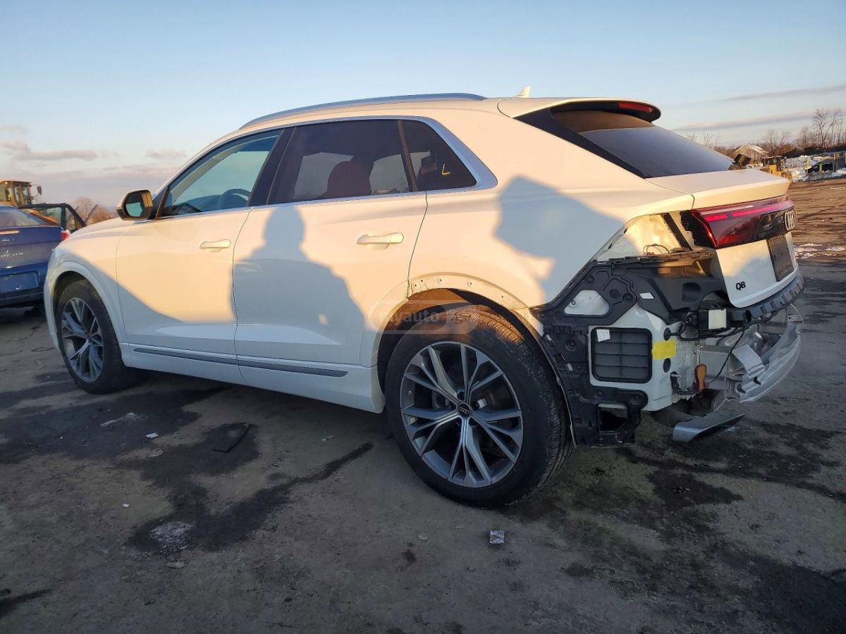 Audi Q8 - фото 4