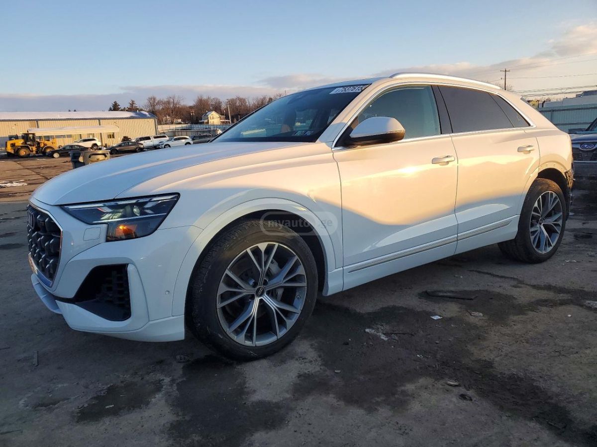 Audi Q8 - фото 5