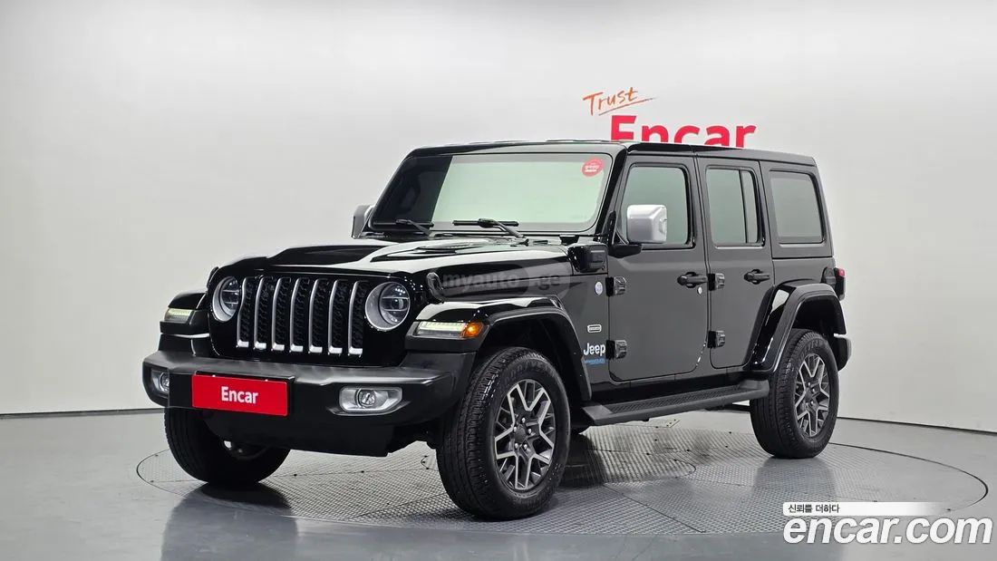 Jeep Wrangler - фото 1