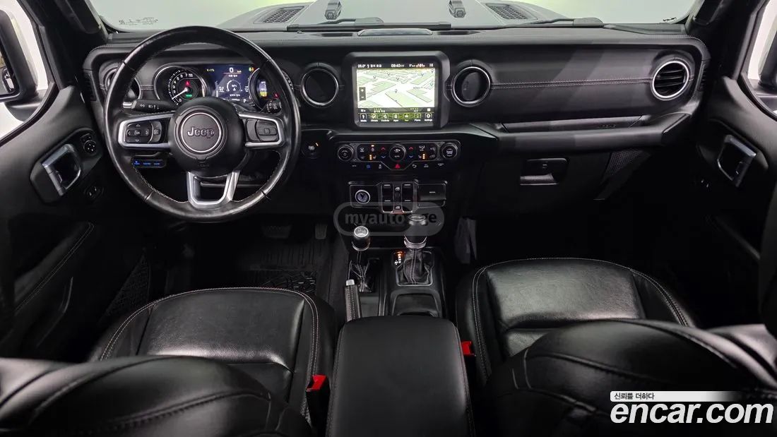 Jeep Wrangler - фото 7