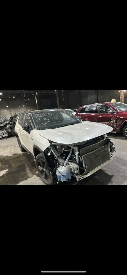 Toyota Rav 4 - фото 12
