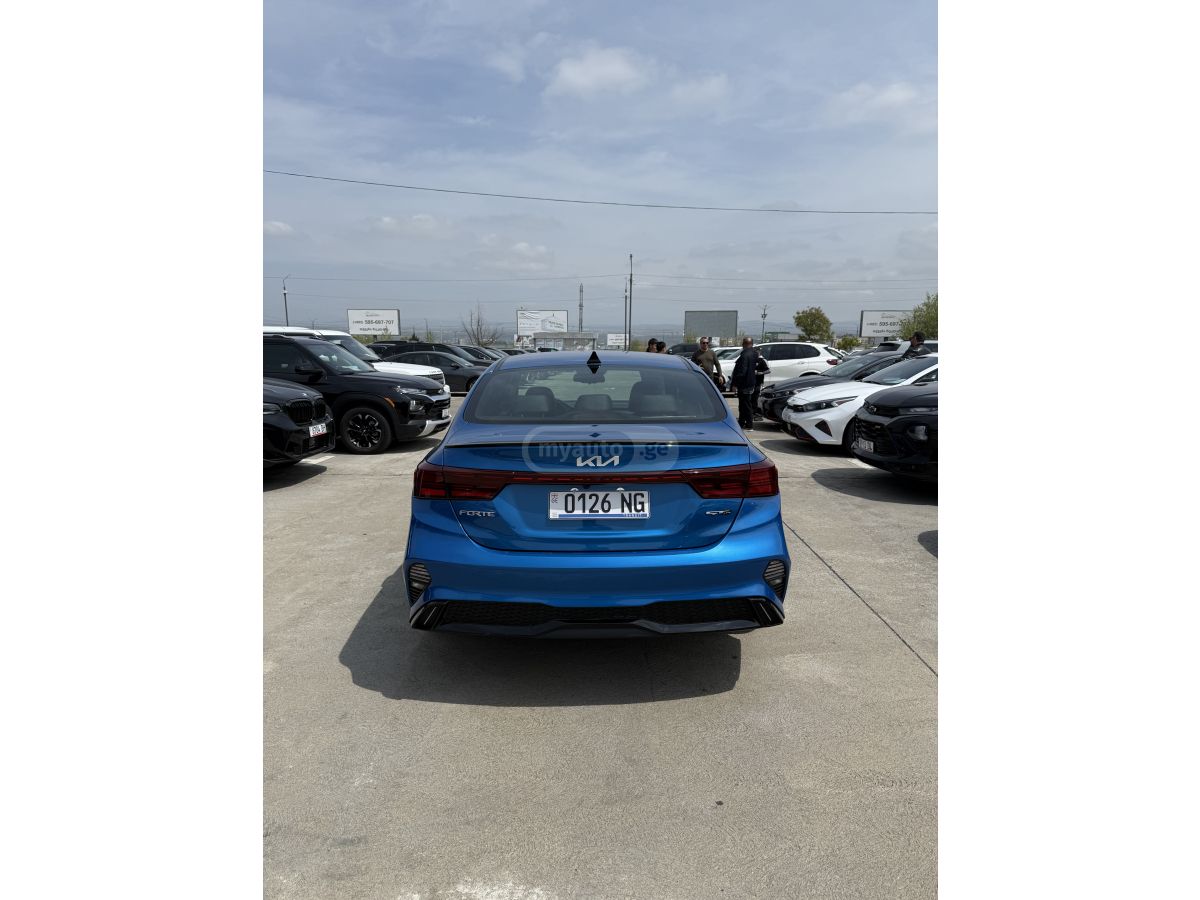 Kia Forte - фото 4