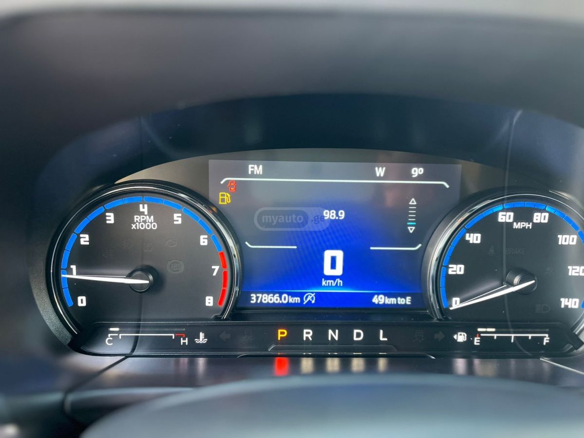 Ford Outer Banks 4dr 4x4 Automatic — миниатюра 11