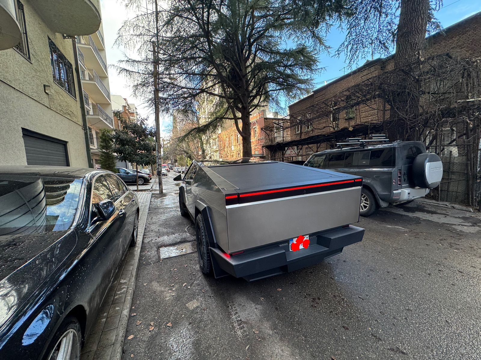 Tesla  — миниатюра 3