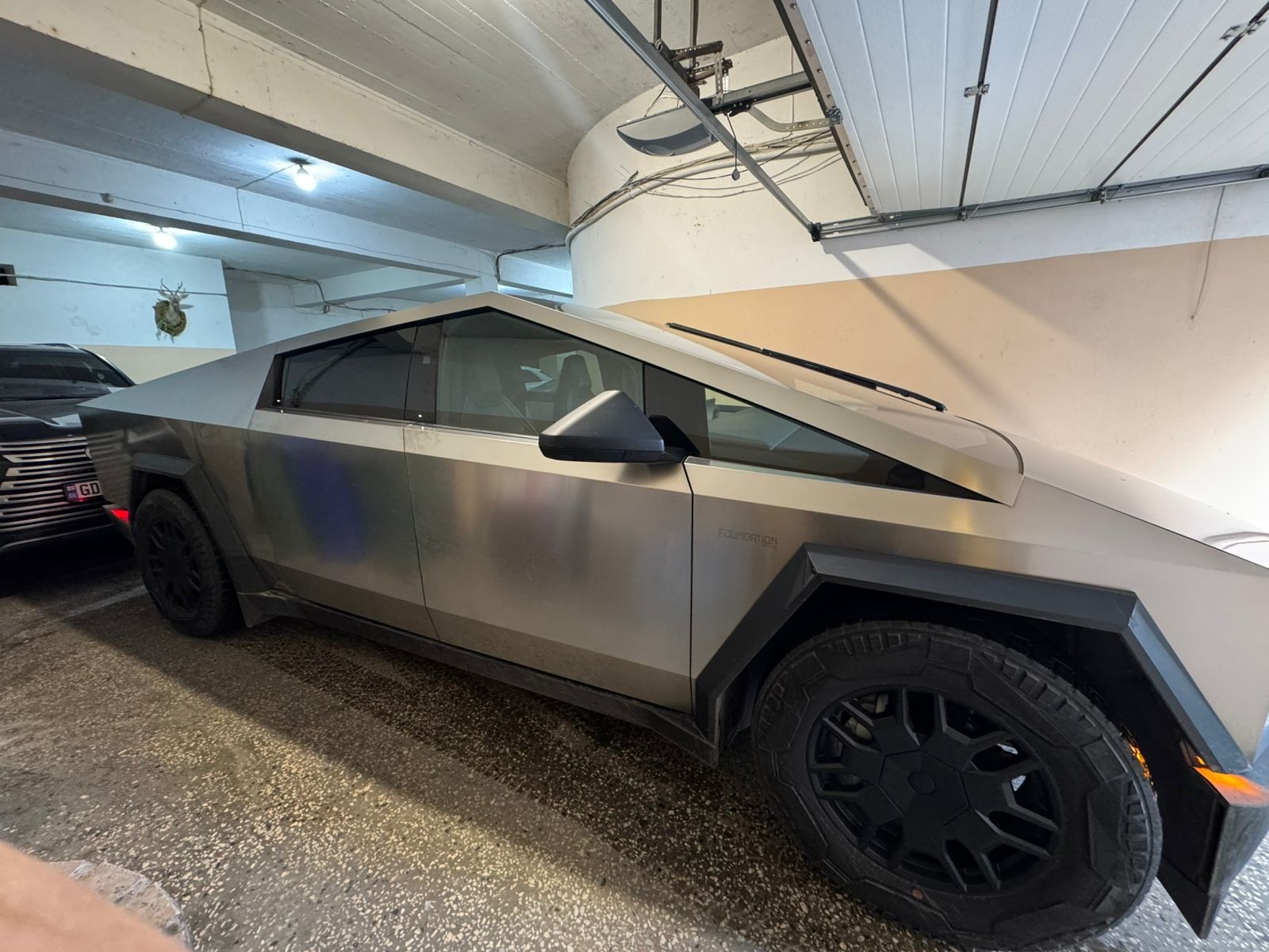 Tesla  — миниатюра 4