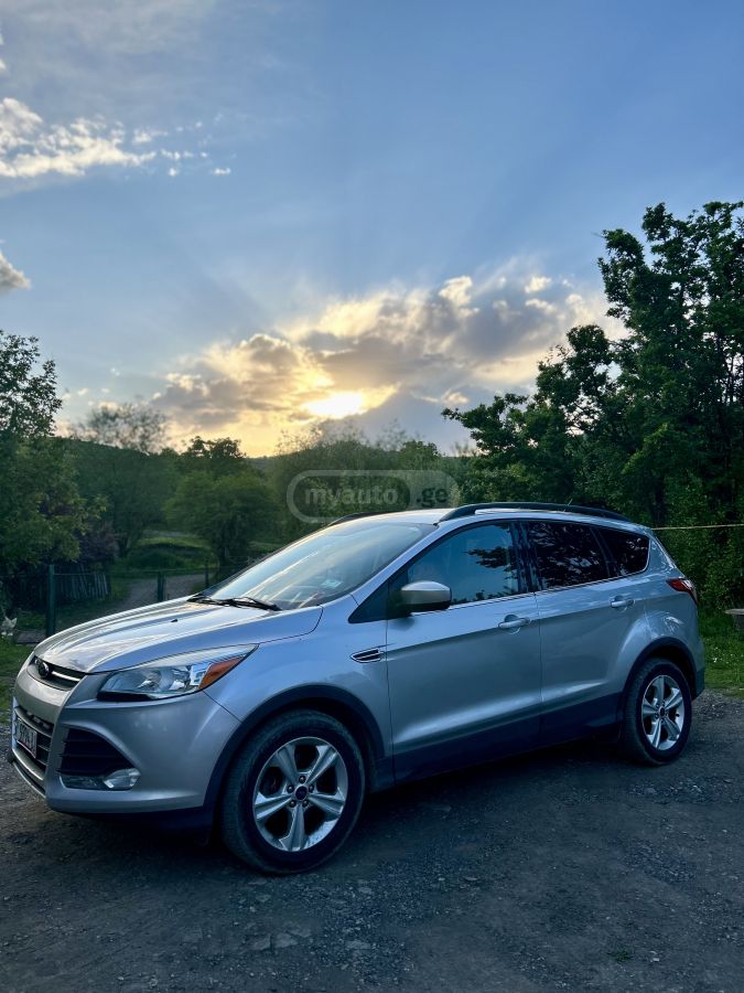 Ford Escape - фото 3