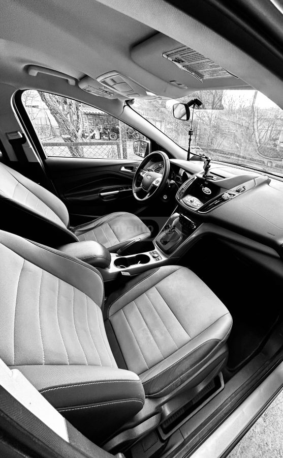 Ford Escape - фото 7