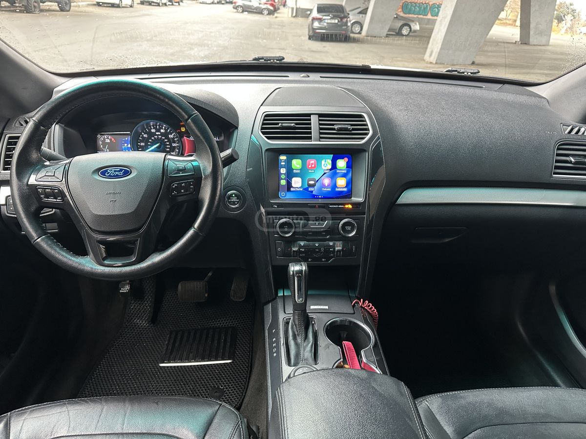 Ford Explorer - фото 4