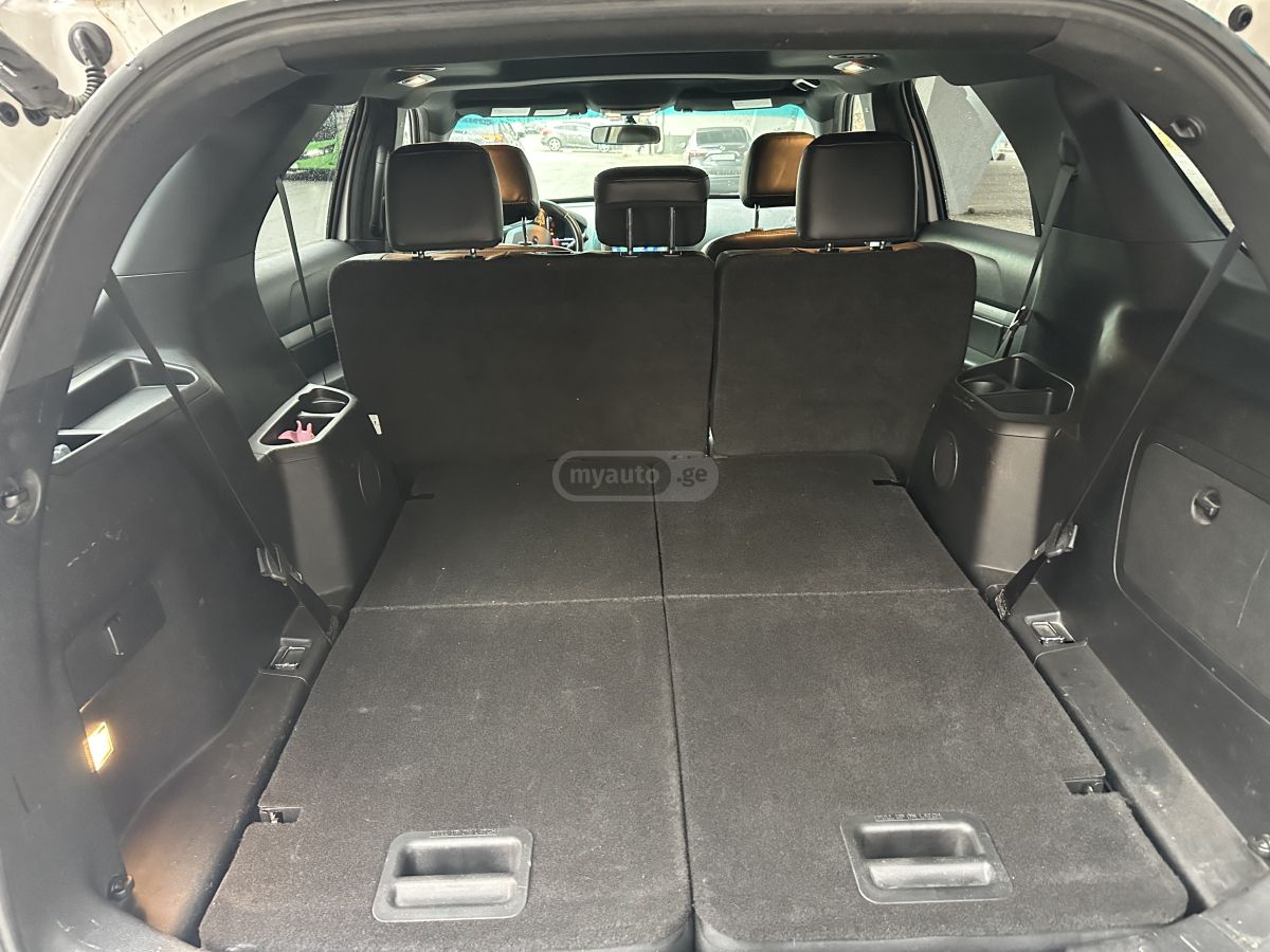 Ford Explorer - фото 7