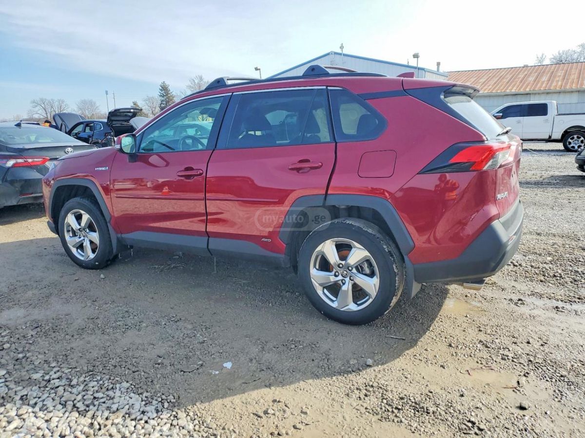 Toyota RAV 4 - фото 3