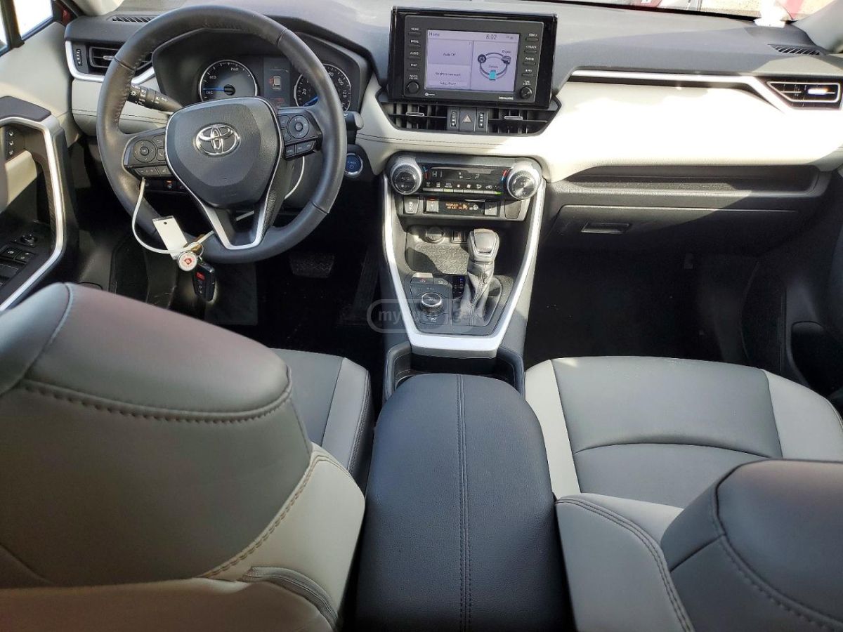 Toyota RAV 4 - фото 8