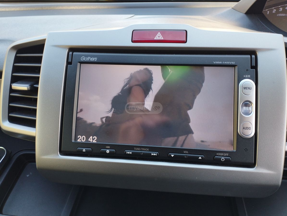 Honda Freed - фото 7