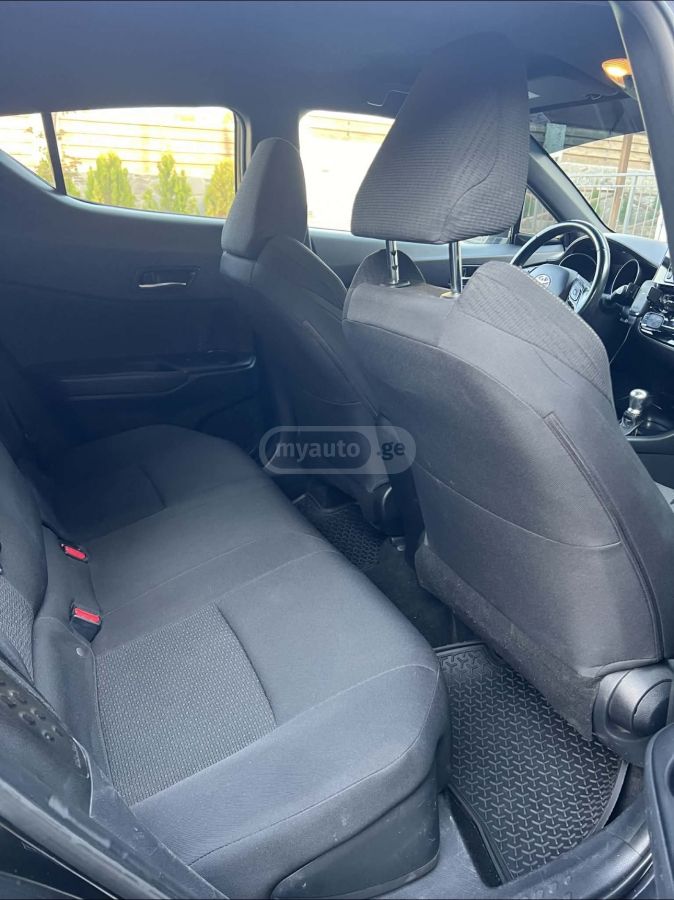 Toyota CHR - фото 7