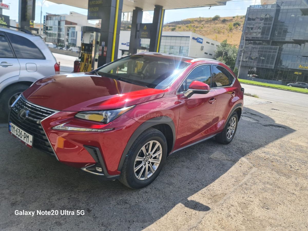 Lexus NX 300 - фото 12