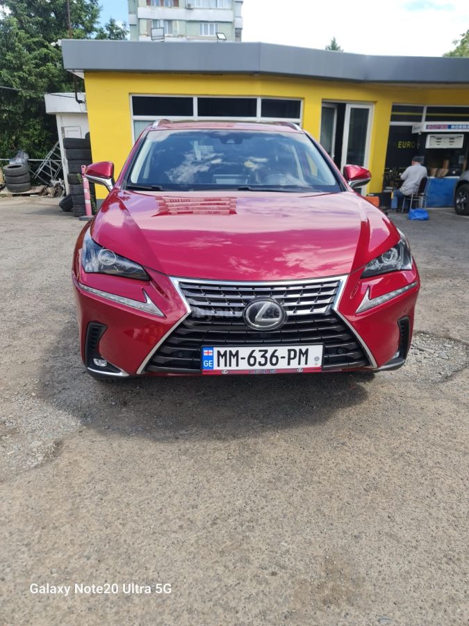 Lexus NX 300 - фото 3