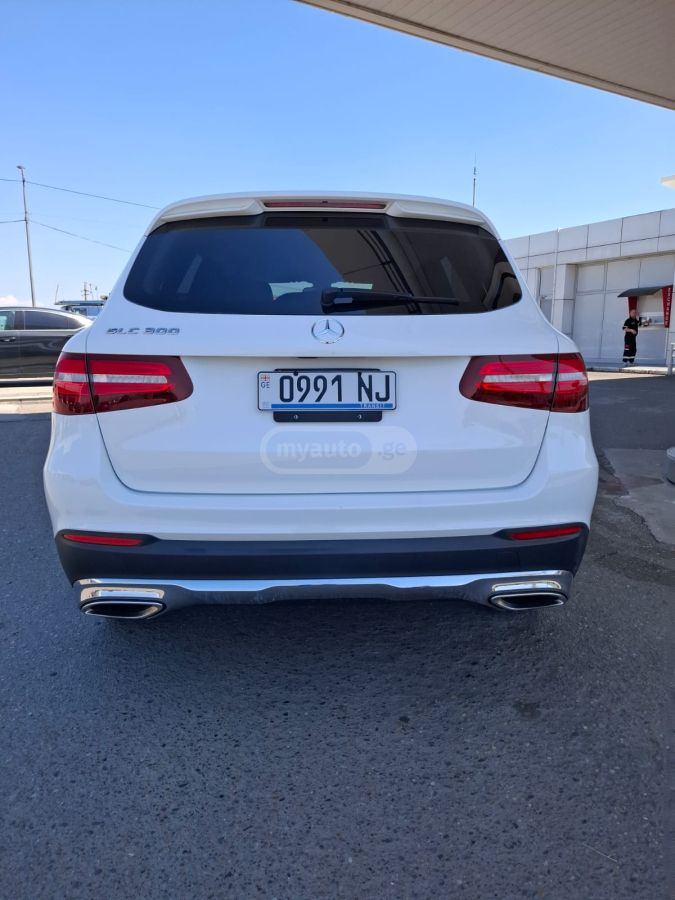 Mercedes-Benz GLC 300 - фото 4