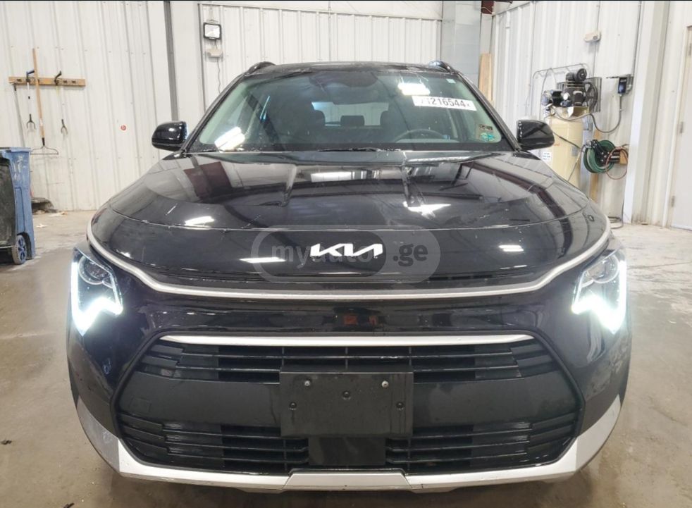 Kia Niro - фото 1