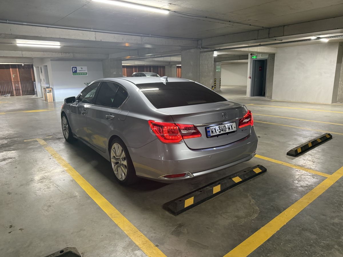 Acura RLX - фото 4