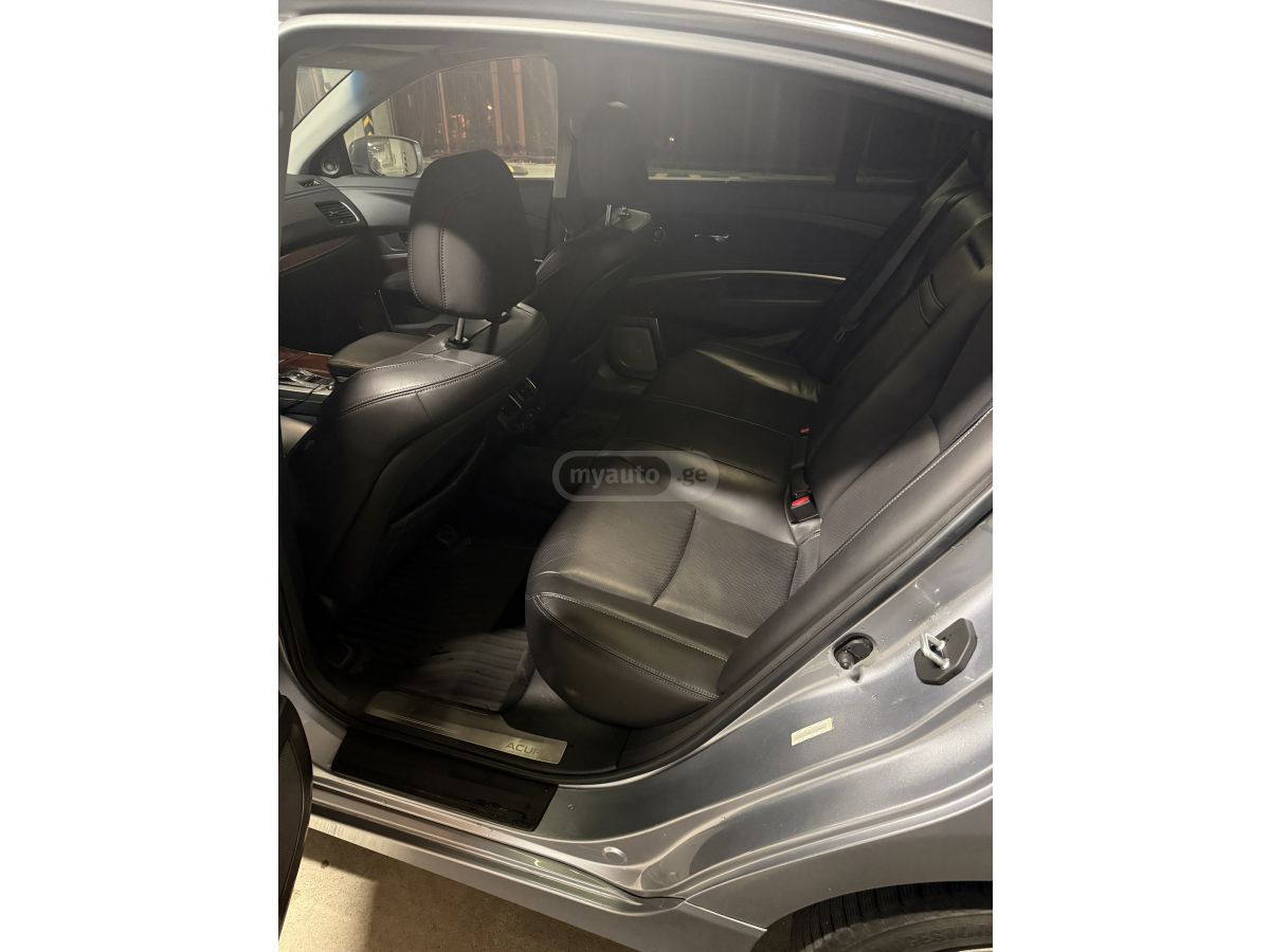 Acura RLX - фото 9