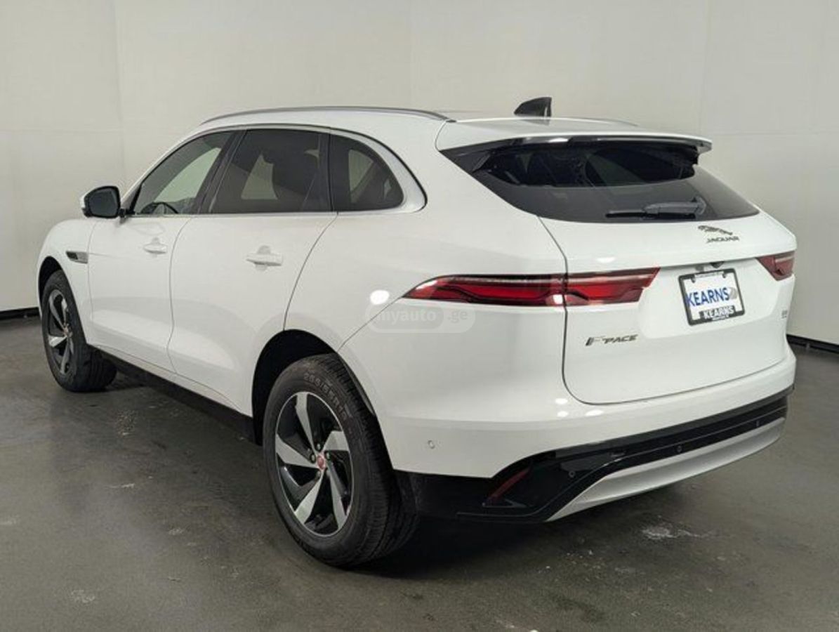Jaguar F-Pace 2021 — миниатюра 5