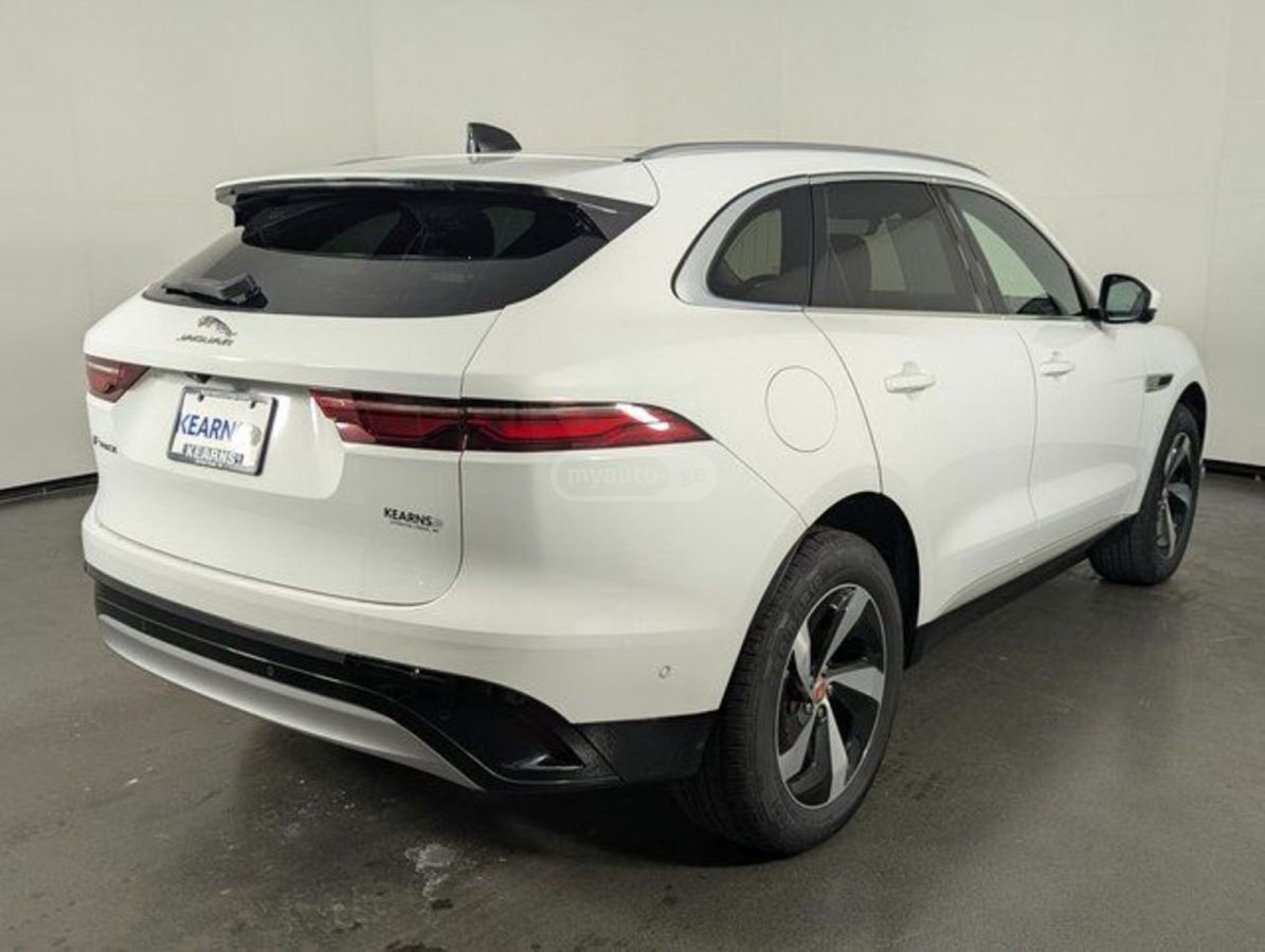 Jaguar F-Pace 2021 — миниатюра 6