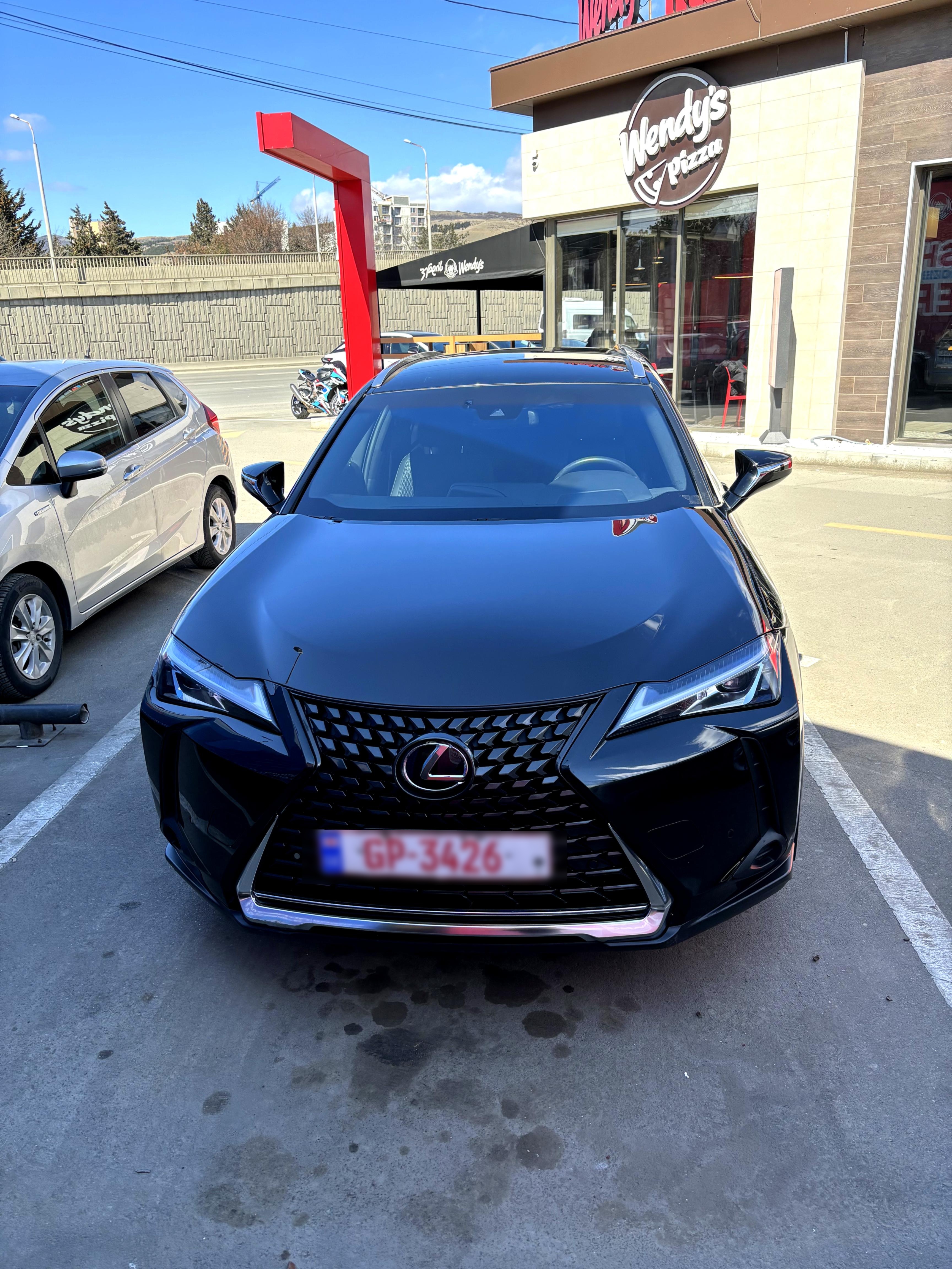 Lexus UX 200 - фото 4