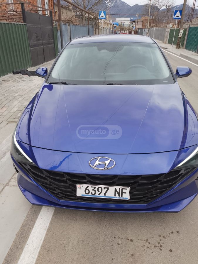 Hyundai Elantra - фото 2