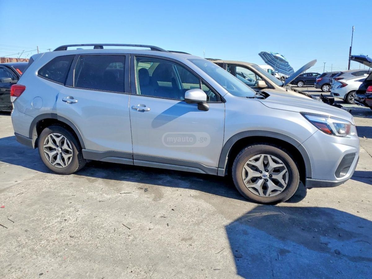 Subaru Forester - фото 4