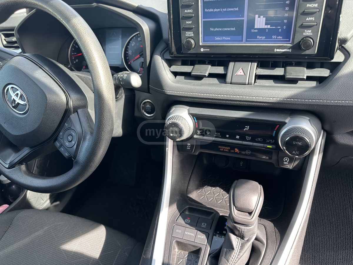 Toyota XLE — миниатюра 8