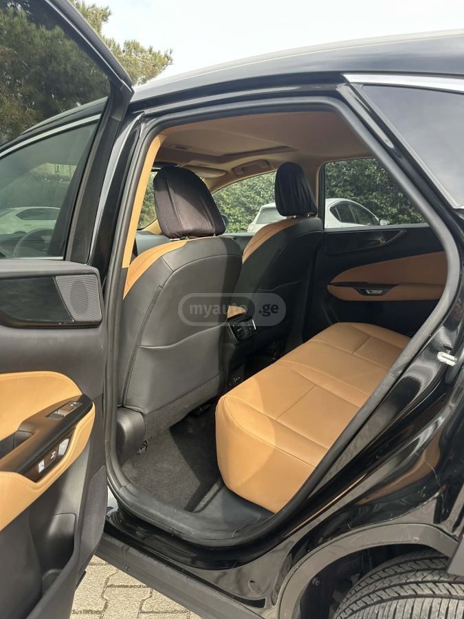 Lexus Premium 4dr All-Wheel Drive Au — миниатюра 6