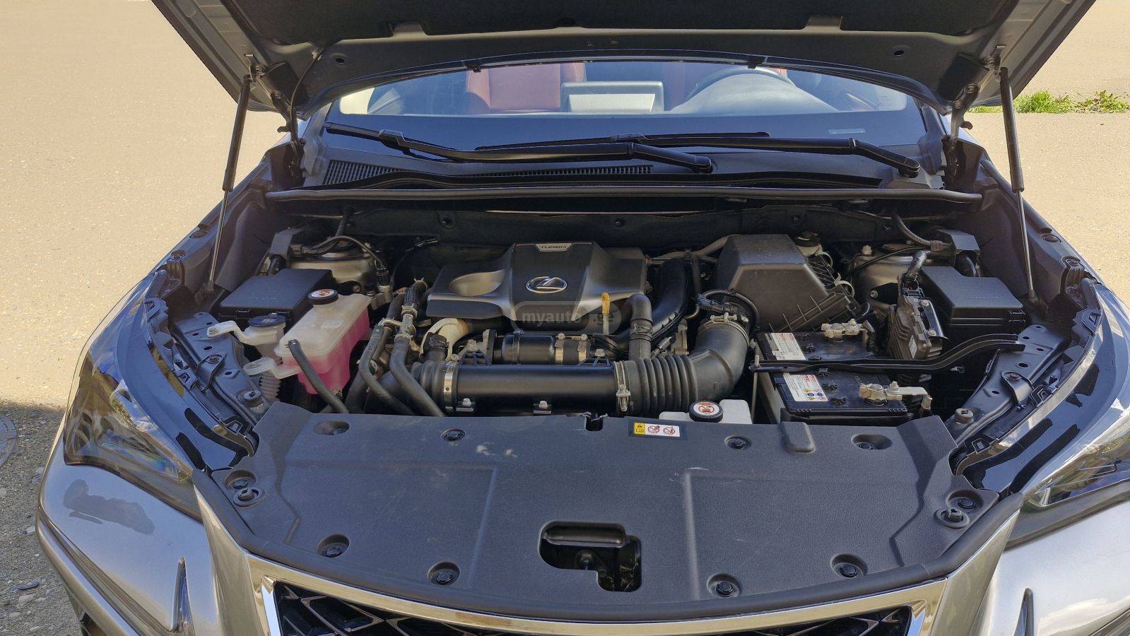 Lexus NX 300 - фото 14