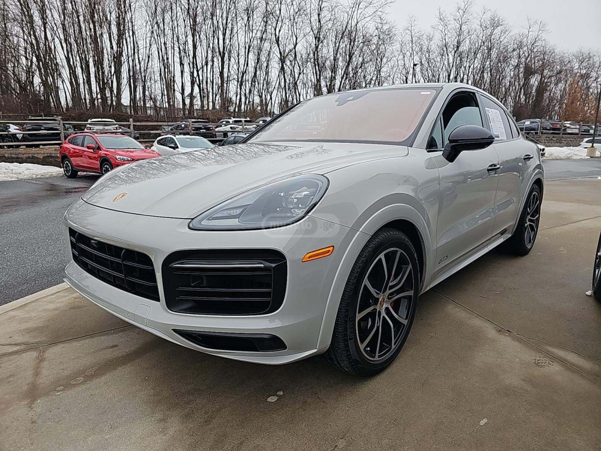 Porsche Cayenne - фото 1
