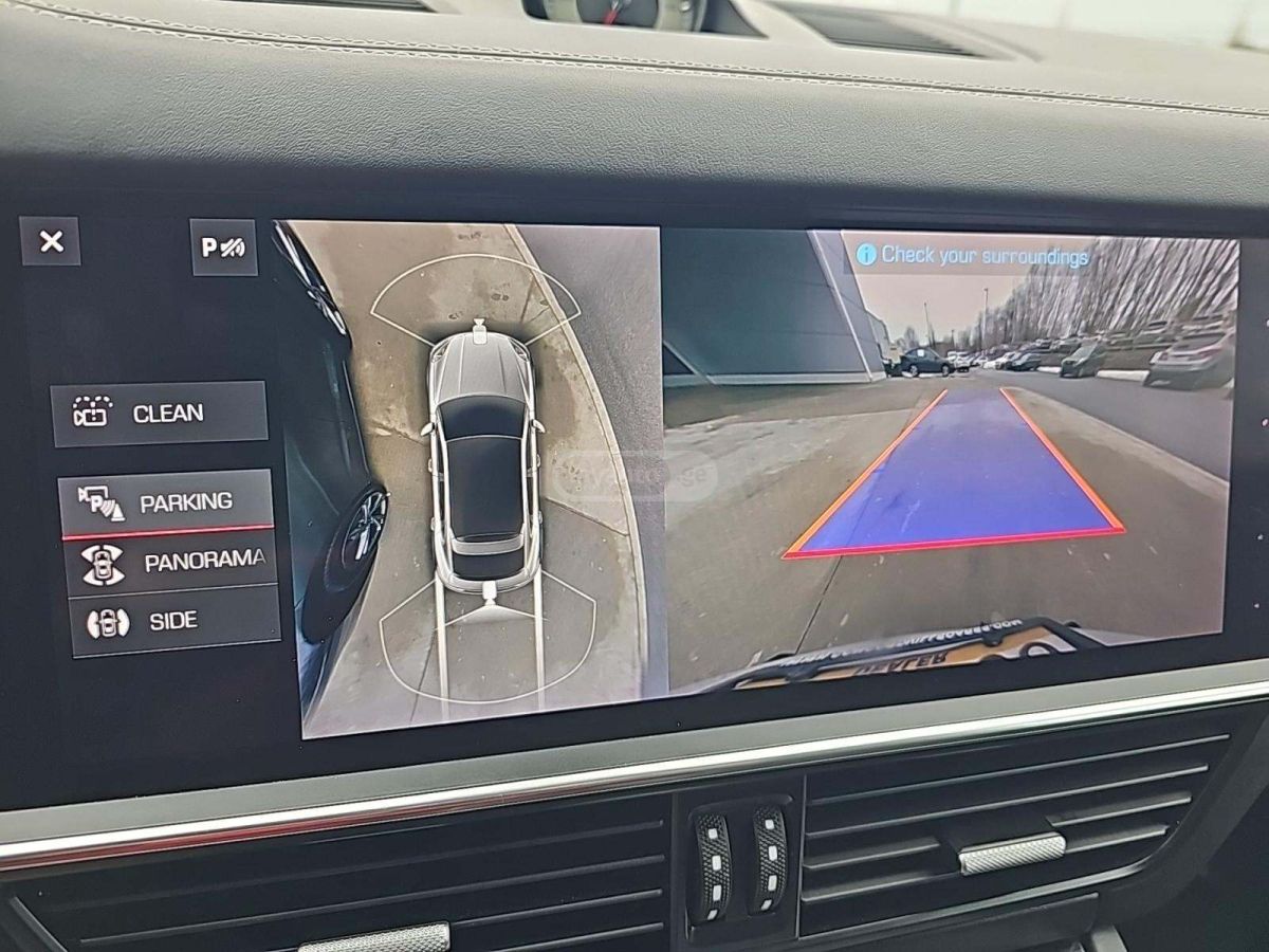 Porsche Cayenne - фото 14