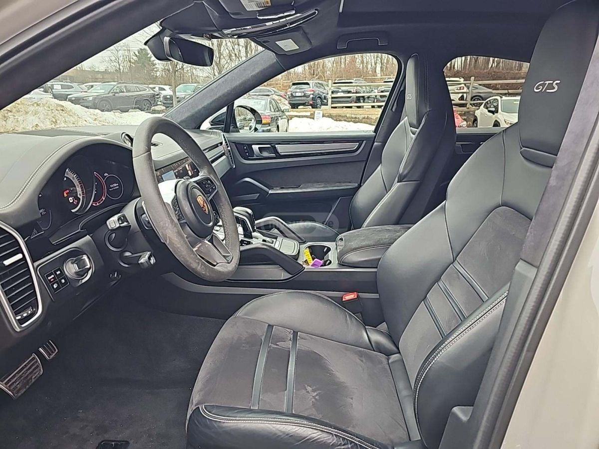 Porsche Cayenne - фото 6