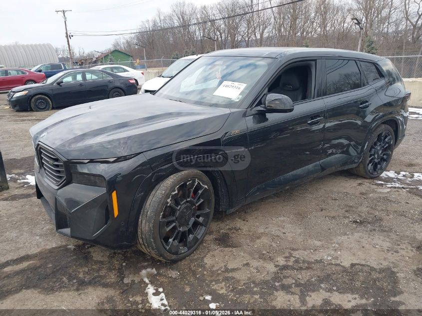 BMW XM 2025 — миниатюра 2