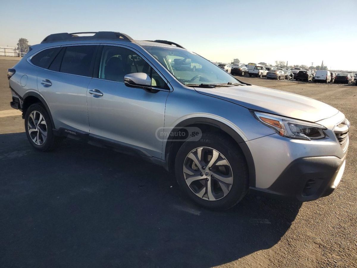 Subaru Outback - фото 1