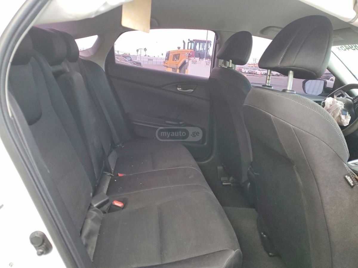 Honda Insight 2022 — миниатюра 10