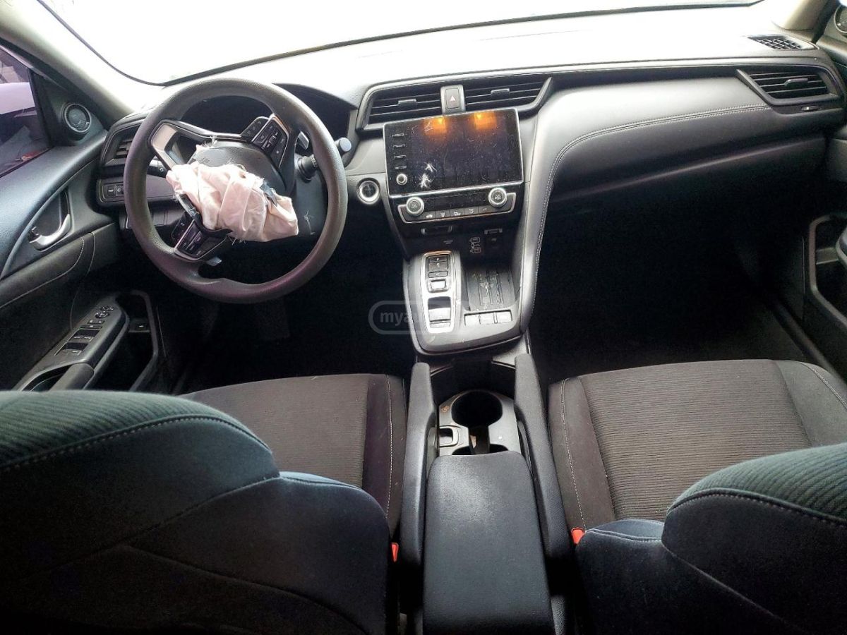 Honda Insight 2022 — миниатюра 8