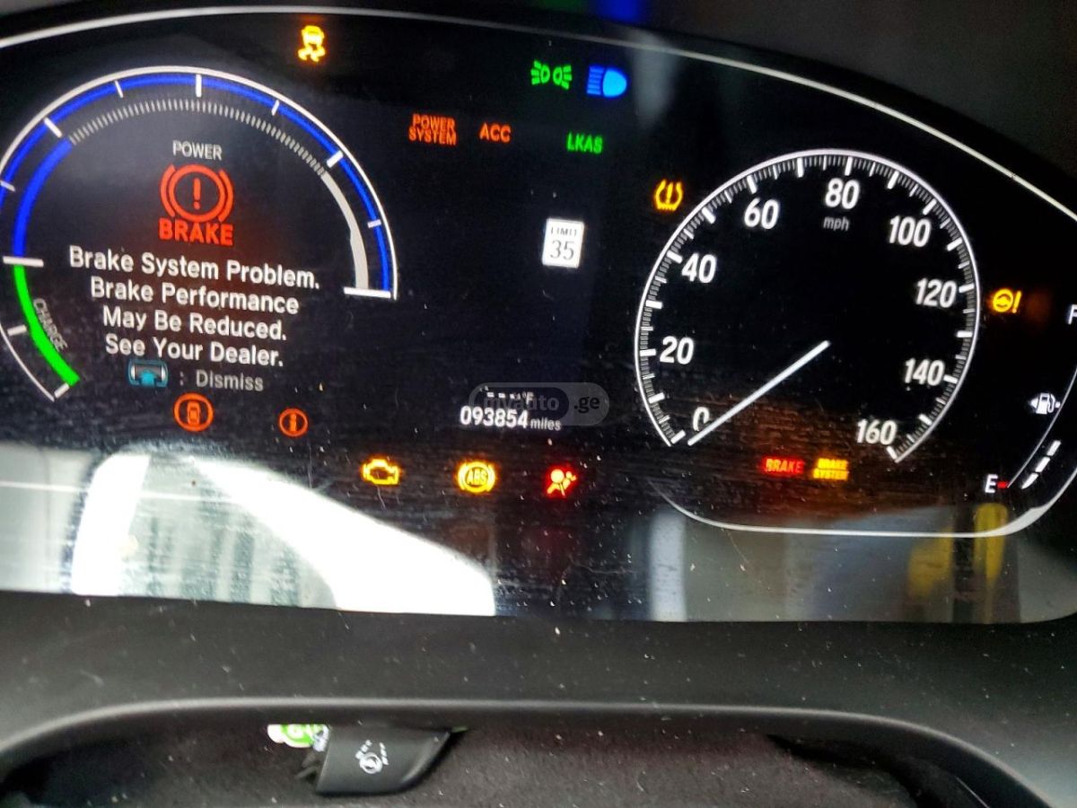 Honda Insight 2022 — миниатюра 9