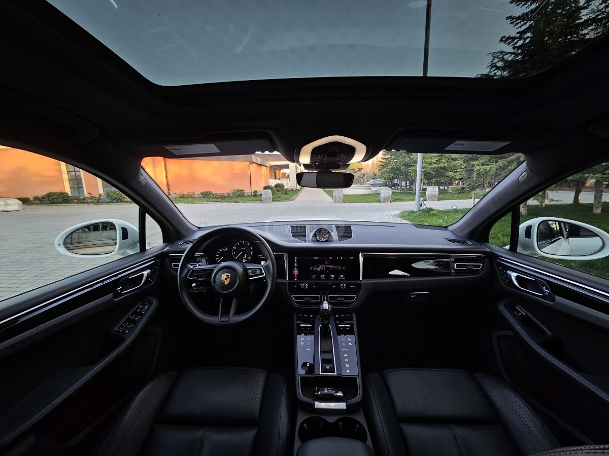 Porsche Macan - фото 11