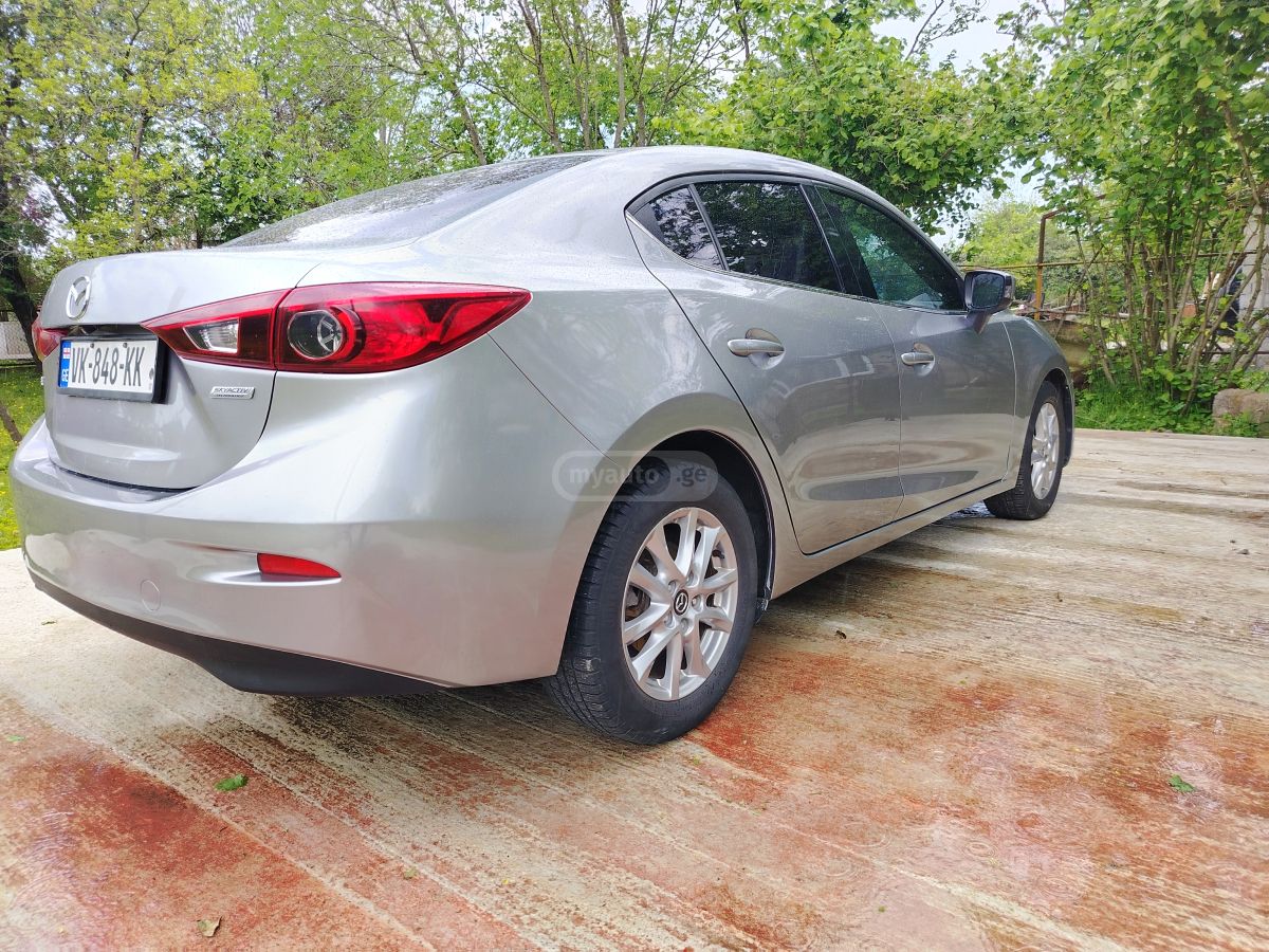 Mazda Mazda 3 - фото 12