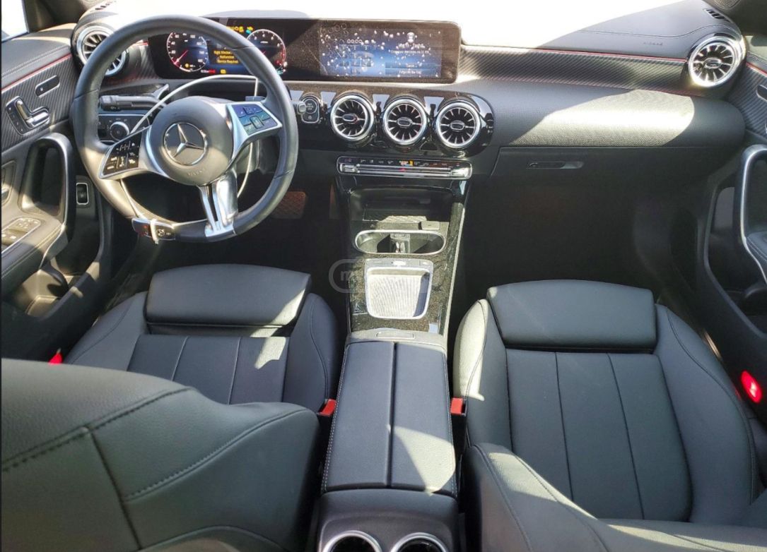 Mercedes-Benz CLA 250 - фото 4