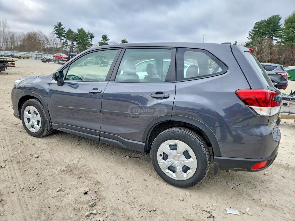 Subaru Forester - фото 2