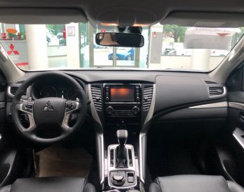 MITSUBISHI Pajero Sport 2019