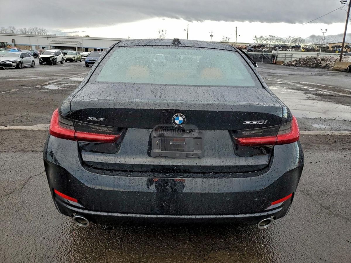 BMW xDrive 4dr All Wheel Drive Sed — миниатюра 10