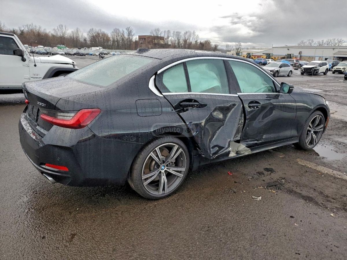 BMW xDrive 4dr All Wheel Drive Sed — миниатюра 3